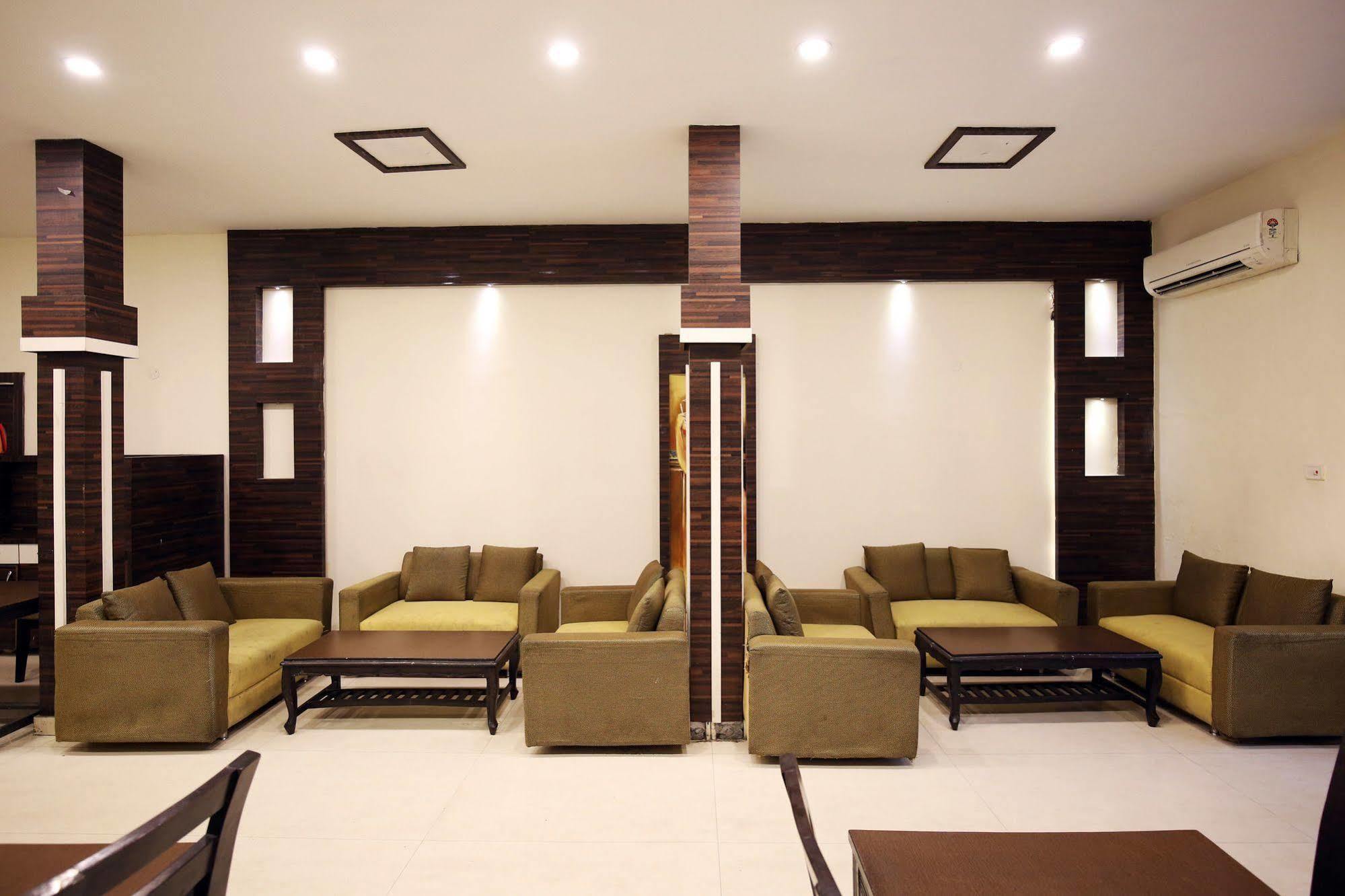 Hotel Mm Yellowuds Амритсар Екстериор снимка
