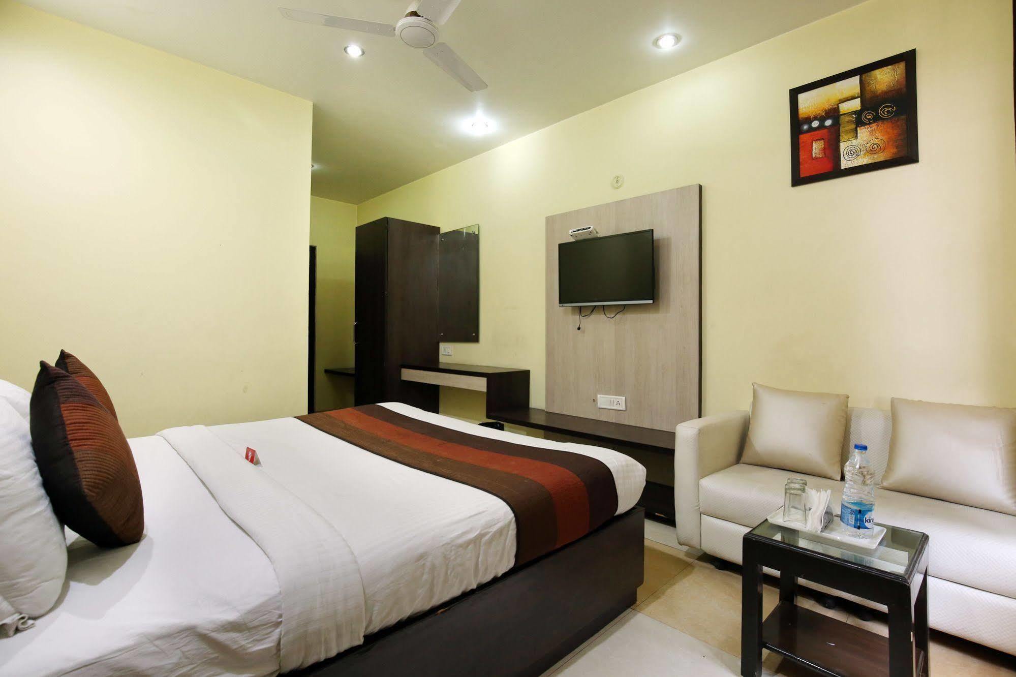 Hotel Mm Yellowuds Амритсар Екстериор снимка