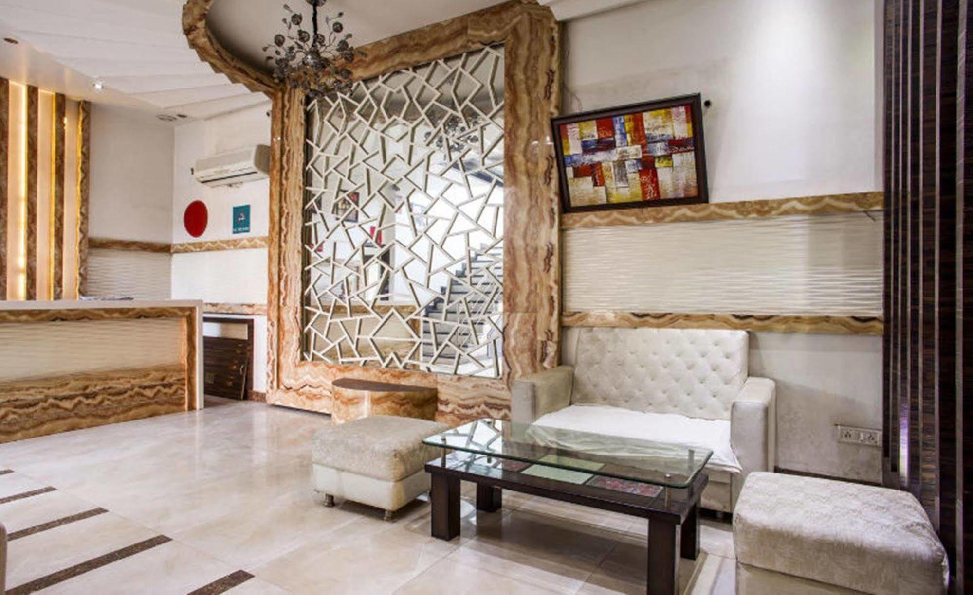 Hotel Mm Yellowuds Амритсар Екстериор снимка